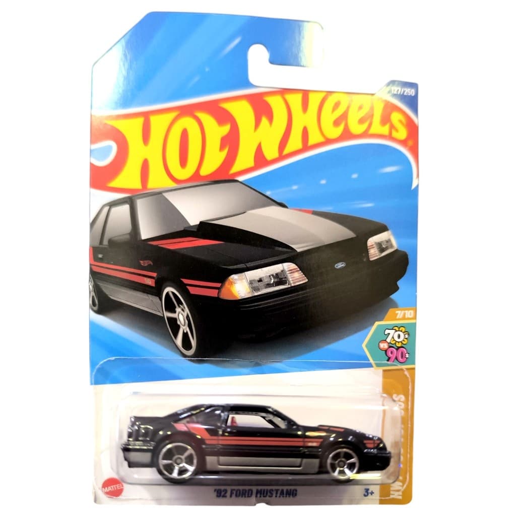 Hot Wheels 92 FORD MUSTANG Mattel HYY68 Preto