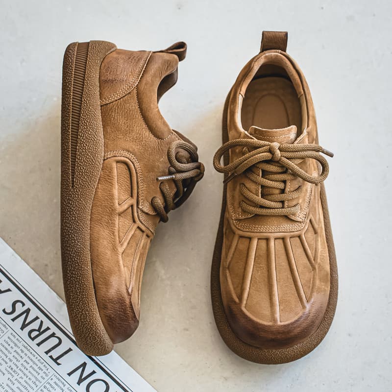 Sapatos masculinos de couro genuíno respirável estilo Retro sapatos casuais de couro sola macia leve sapatos de treiname