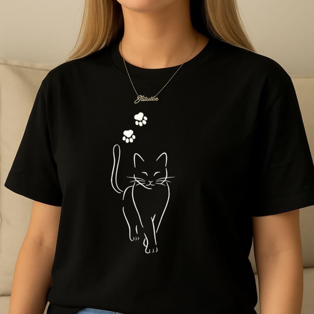 Camiseta Feminina Gatinho Delicado Minimalista Casual Tecido Premium