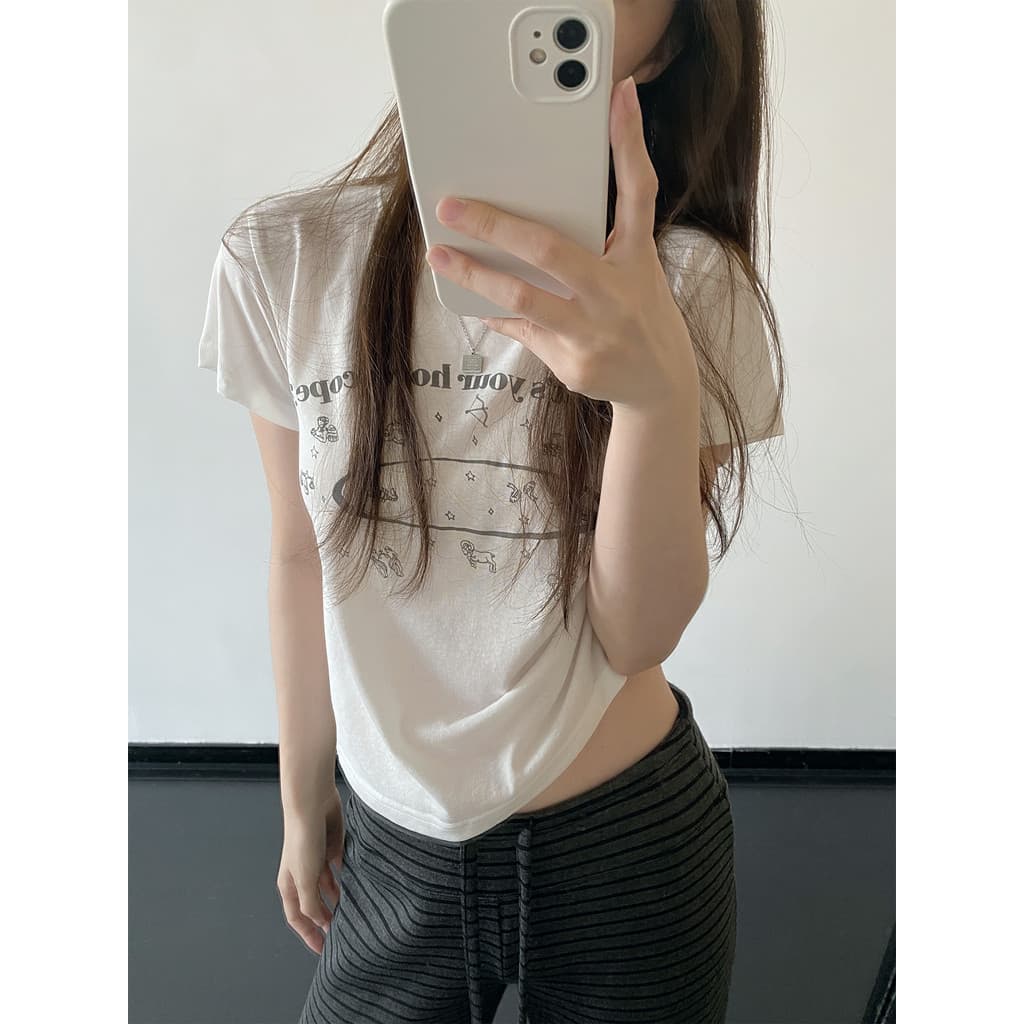 Sun Pomelo Star Mark Lyocell em torno do pescoço constelação impressão simples carta estilo fino verão branco camiseta d