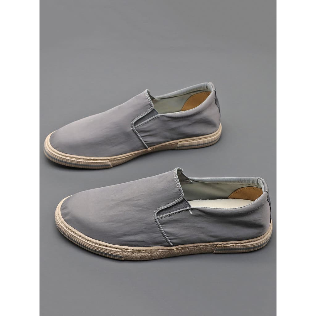 Sapatos masculinos novo estilo primavera outono respirável baixo-Top sola macia deslizamento-On All-Match tênis casuais