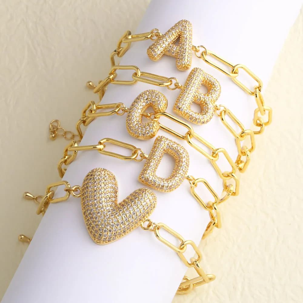 Pulseira Minimalista de Corrente com Pingentes de Letras (Estilo Feminino) / Cristal Transparente com 26 Letras / Joia N