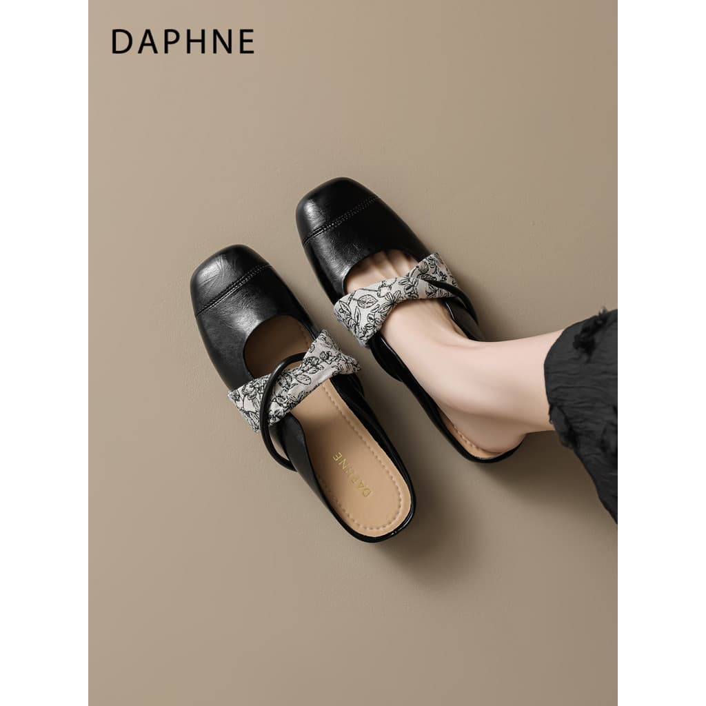 Daphne elegante dedo do pé quadrado meia chinelos feminino 2026 novo estilo verão francês toe-coberto sandálias chinelos