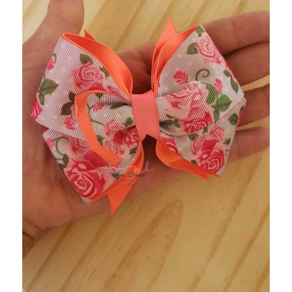 LAÇO INFANTIL ESTAMPADO DIVERSAS ESTAMPAS PRESILHA BICO DE PATO USO EM CRIANÇA PARA O DIA A DIA