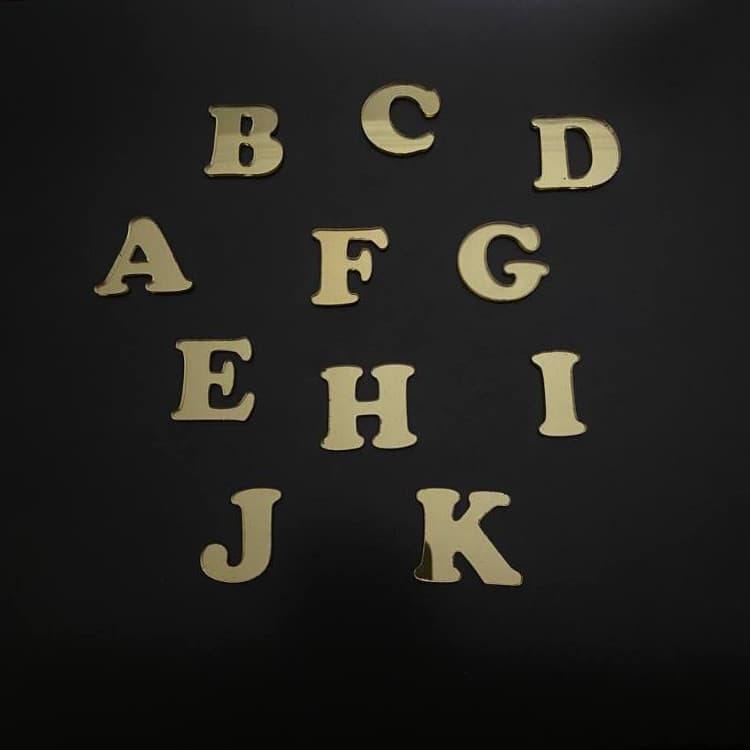 Aplique Letra Acrílico Espelhado 4 cm Kit com 10 Unidades