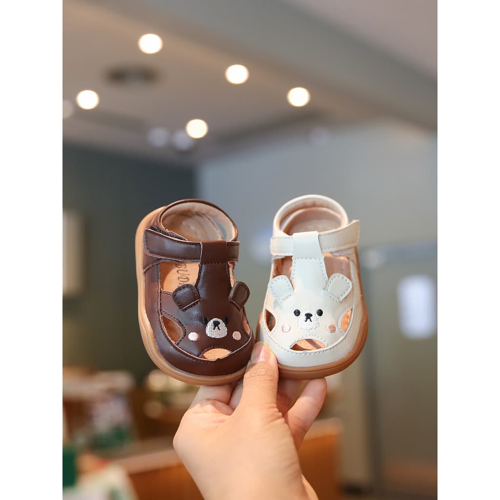 Sandálias infantis verão bebê menina sapatos dos desenhos animados anti-colisão Baotou anti-deslizamento sola macia resp