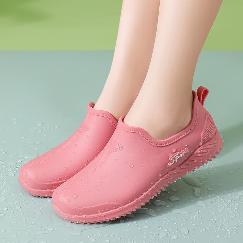 2026 Novo Estilo Botas de Chuva Femininas Impermeáveis Antiderrapantes Leves Planas Botas de Chuva de Cano Baixo Lavagem