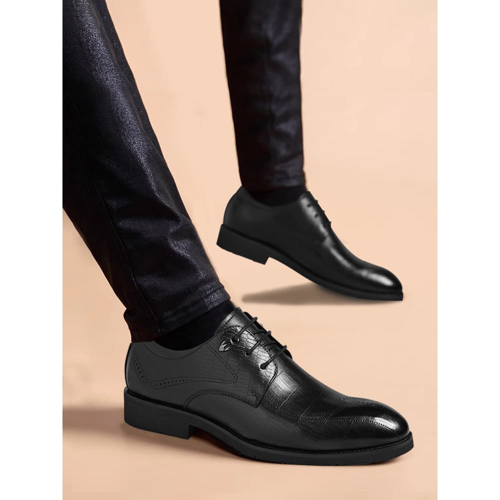 Sapatos de couro masculino estilo 2026 primavera outono novo estilo negócios estilo britânico sola macia preto Casual al