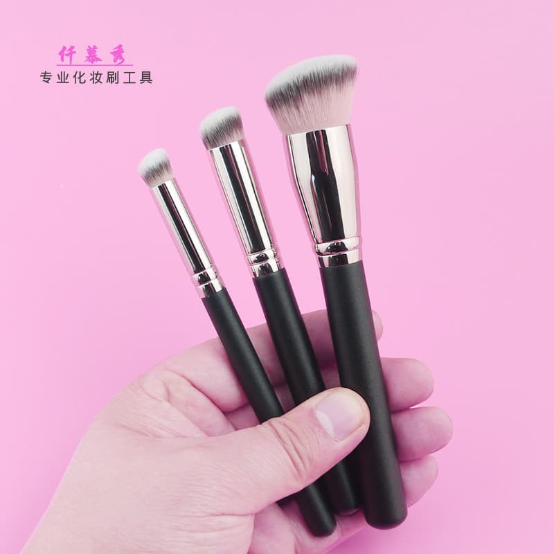 Qian Muxiu Oblíqua Cabeça Plana Influencer 270 Pincel Corretivo 170 Pincel de Fundação Pincel de Fundação Líquida Sem Ma