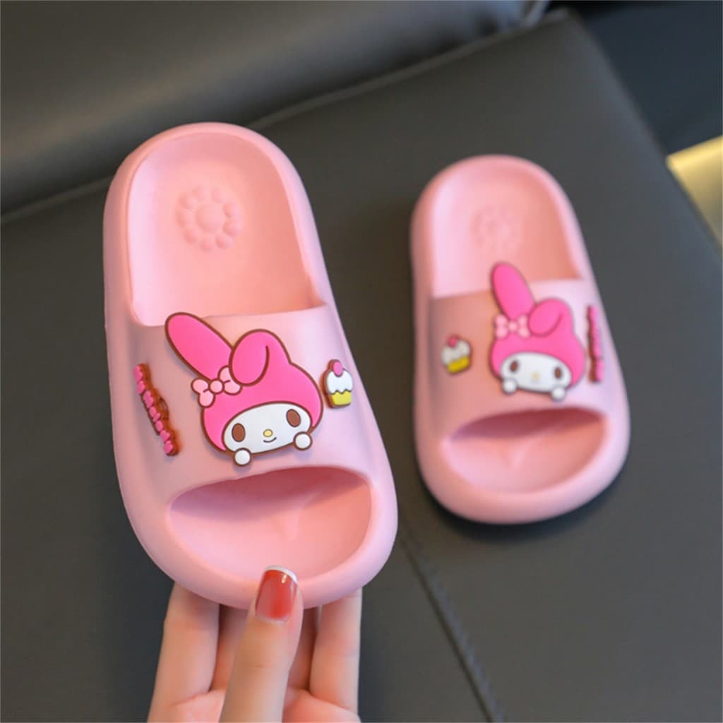 Banheiro sandálias de verão chinelos dos desenhos animados Kuromi melodia fundo macio antiderrapante meninas cão de orel