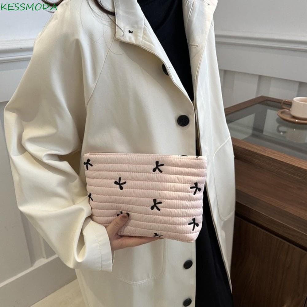 Bolsa Cosmética Kesselmanmoda Bow , De Higiene Multifuncional Bordada , Grande Capacidade
