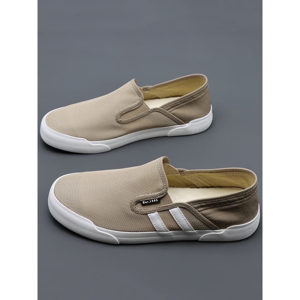 Sapatos masculinos de verão respirável baixo-Top sola macia leve deslizamento em tênis casuais masculinos preguiçosos Al