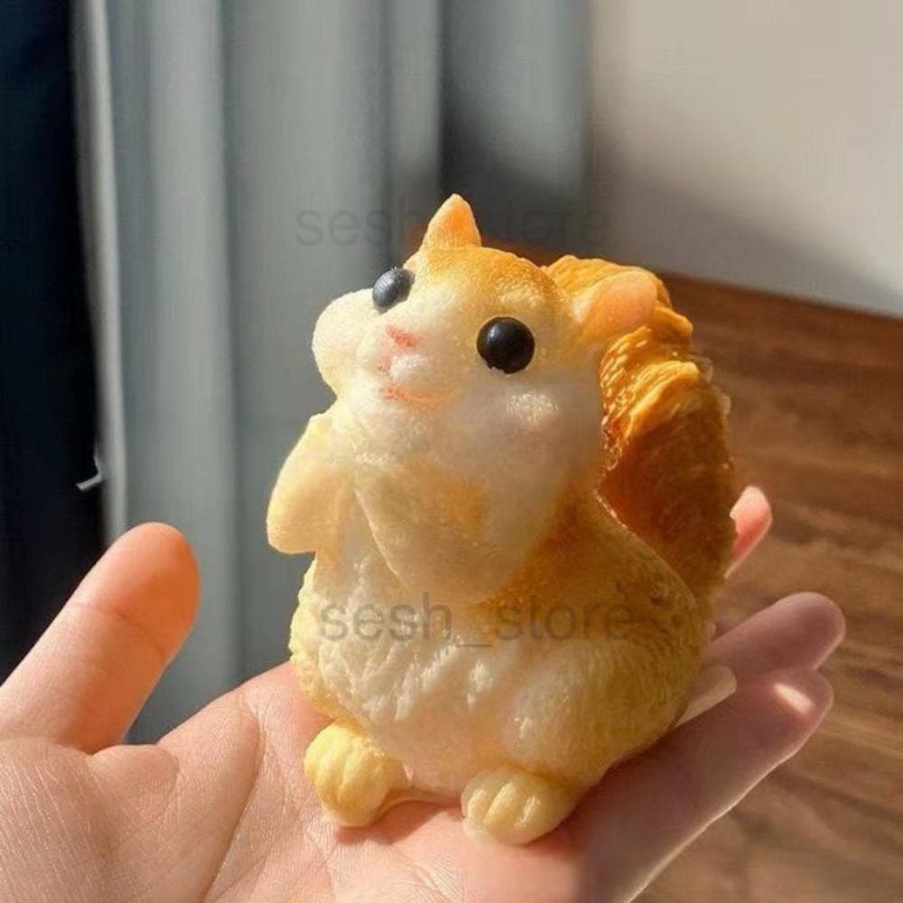 Squishy De Esquilo Fofo Brinquedo Alívio Estresse Apertar Bichinho Macio Brinquedo Anti Stress TabaSquishy  Esquilinho