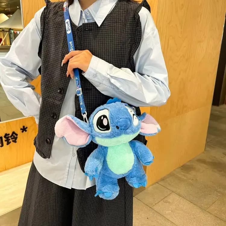 Bolsa Stitch Pelúcia 32cm Grande Com Zíper Alça Ajustável