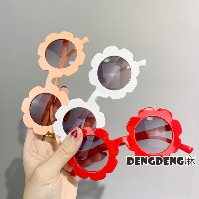 Ins pequena flor doce cor All-Match óculos de sol infantis bonito bebê menina foto óculos de sol