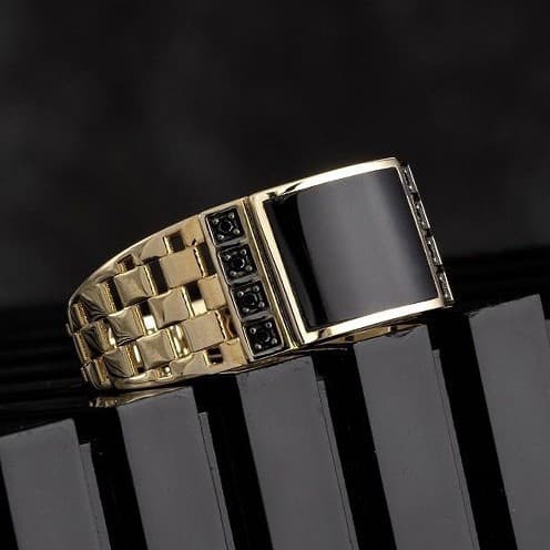 Novo anel clássico masculino, design elegante, metal banhado a ouro com zircônia preta, estilo punk, anel de noivado e c