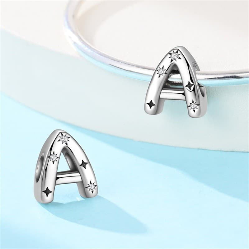 Novo produto: Joias de prata S925, com contas de letras de A a Z, adequadas para a confecção de pulseiras DIY, um presen