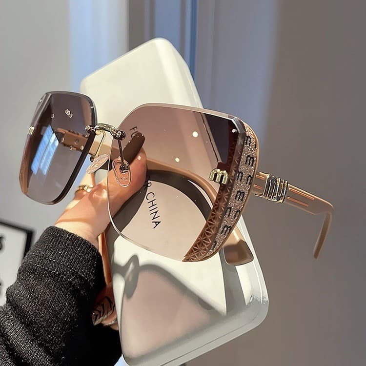 2025 novo estilo moda corte-borda óculos de sol meia armação de alta qualidade na moda simples óculos de sol feminino Fl