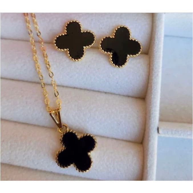 Conjunto Colar e Brincos Trevo de 4 Folhas Virgínia Ouro ou prata