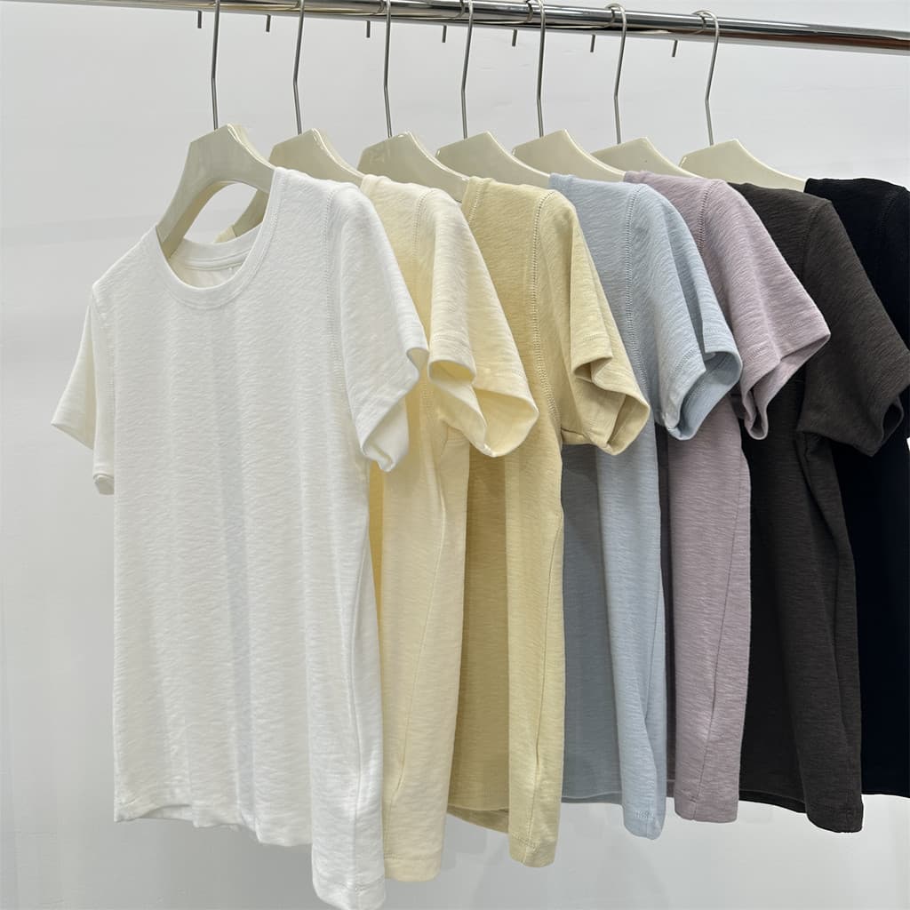 Simples ajuste básico não apertado em torno do pescoço de manga curta camiseta verão mais magro olhar All-Match cor sóli