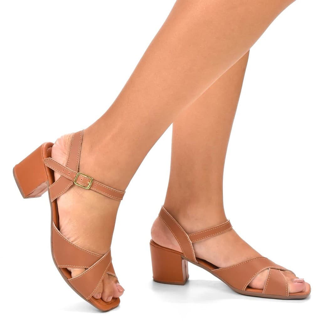 Sandália Feminina Casual Salto Grosso 5CM Gáspea Cruzada Fivela Moda