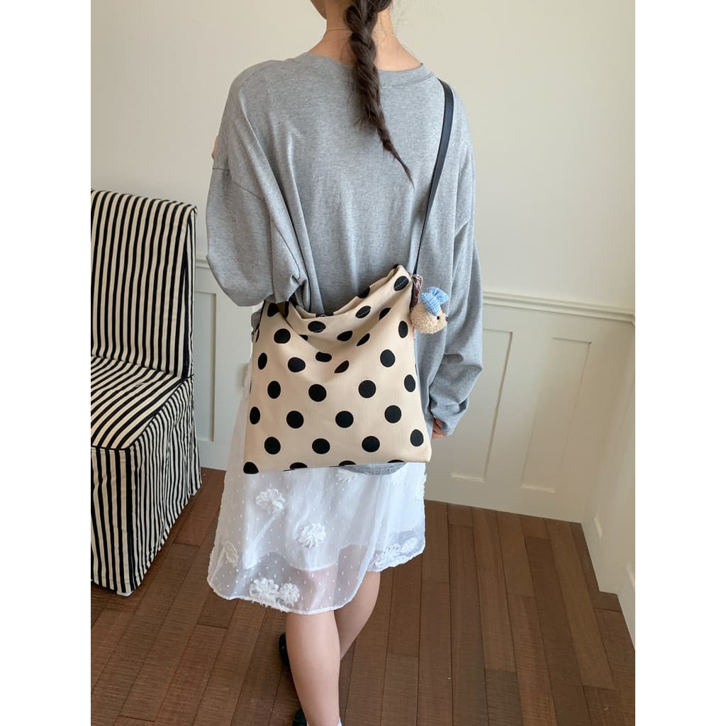 Estilo preguiçoso polka dot sacola feminina 2026 novo estilo grande capacidade bolsa de lona esportes saco do mensageiro