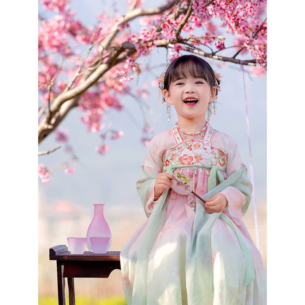 Hanfu meninas 2024 novo estilo bebê antigo Original bordado saia na altura do peito meninas traje antigo vestido criança