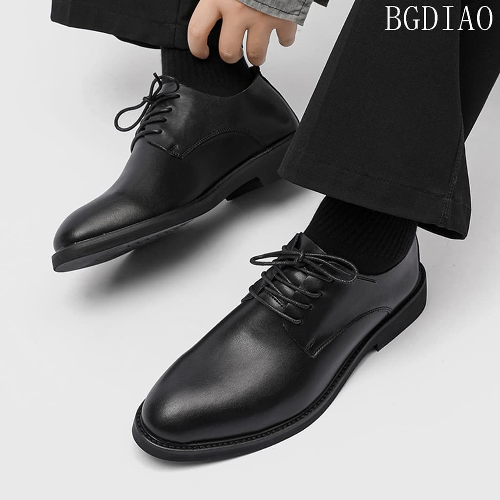2025 sapatos de couro casuais masculinos de couro genuíno negócios Formal Wear casamento noivo sapatos moda All-Match sa