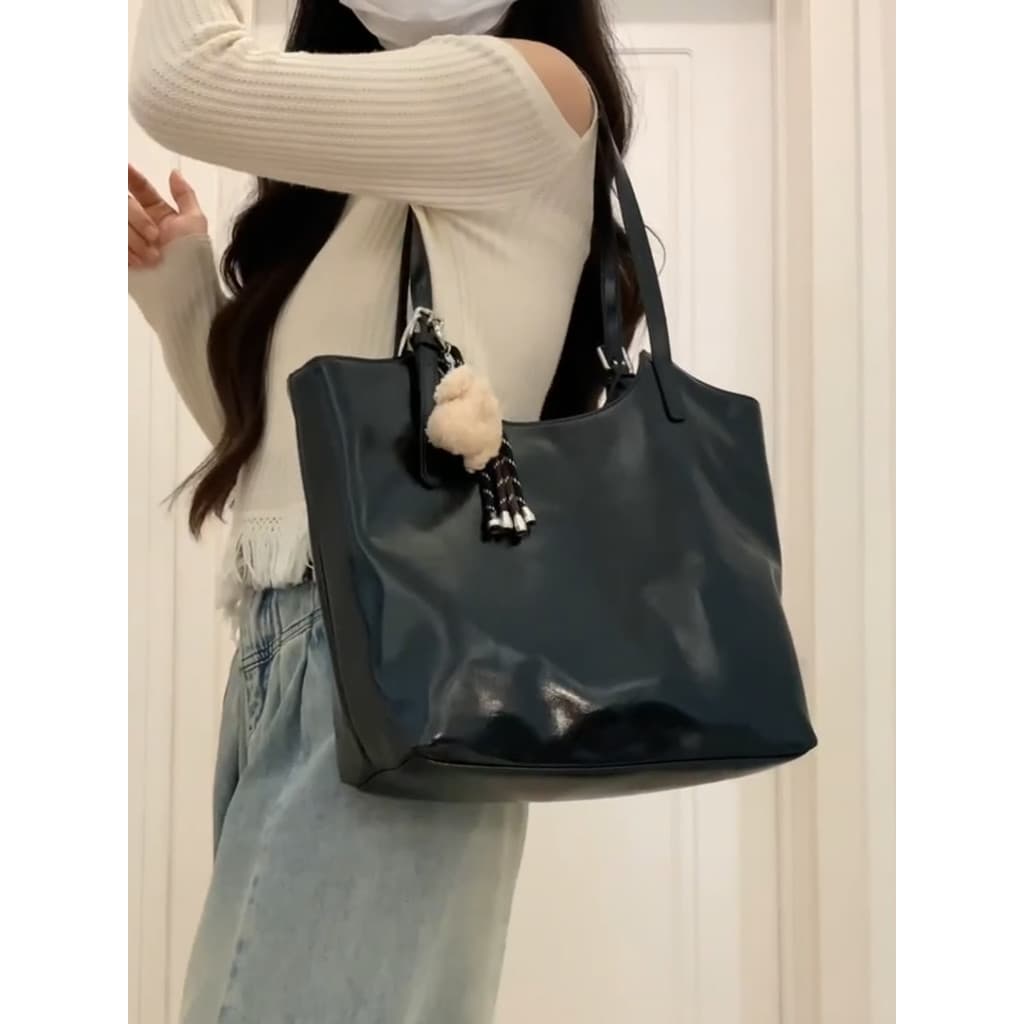 Bolsa de grande capacidade feminina sacola Commuter High-End moda portátil bolsa de ombro simples All-Match nicho novo e