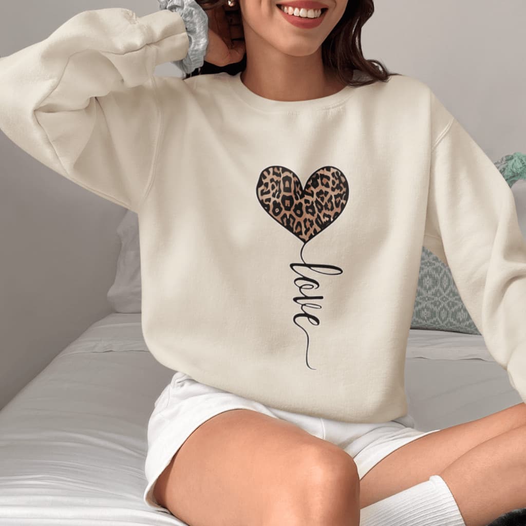 Blusa de Frio Feminino Flanelado Casaco Estampa Love Coração Delicado Confortável Macio