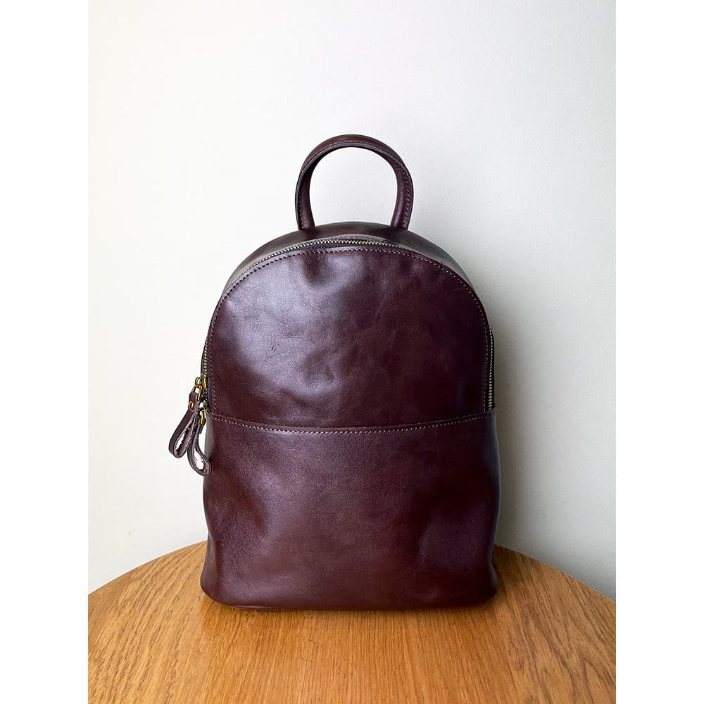Simples Retro couro genuíno mochila feminina Mini mochila senhoras primeira camada de couro 2026 estilos vegetal curtido