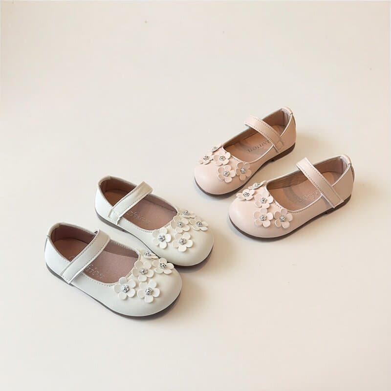 Meninas flor doce único sapatos 2026 novo estilo primavera outono sapatos de princesa de sola macia crianças moda All-Ma