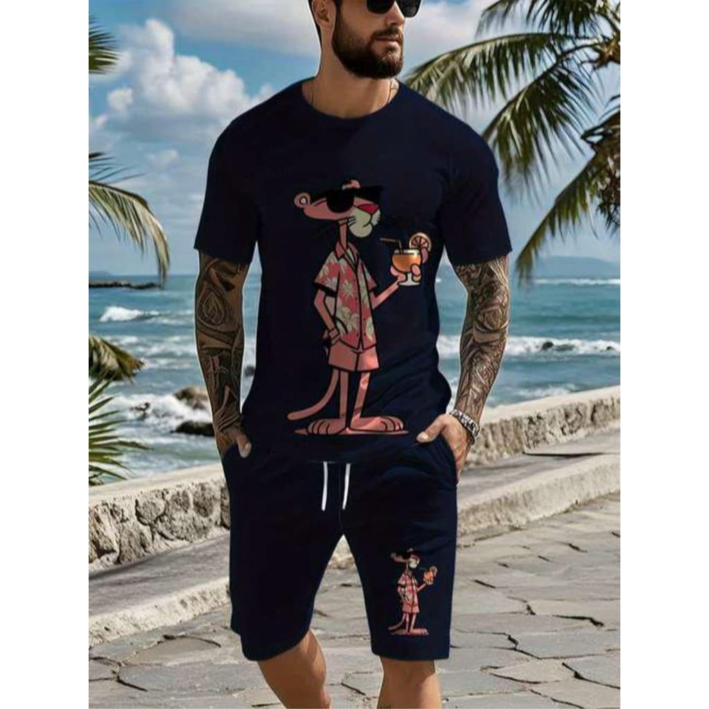Kit Camiseta Preta + Bermuda de Moletom Preto Modelo Estilo Tumblr: " Pantera Cor De Rosa Tomando Um Drink " - LANÇAMENT