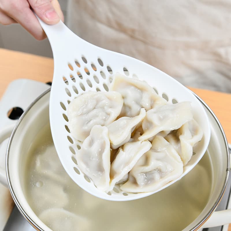 Influenciador grande macarrão escorredor de pesca bolinho dreno simples estilo japonês colher multifuncional alça longa