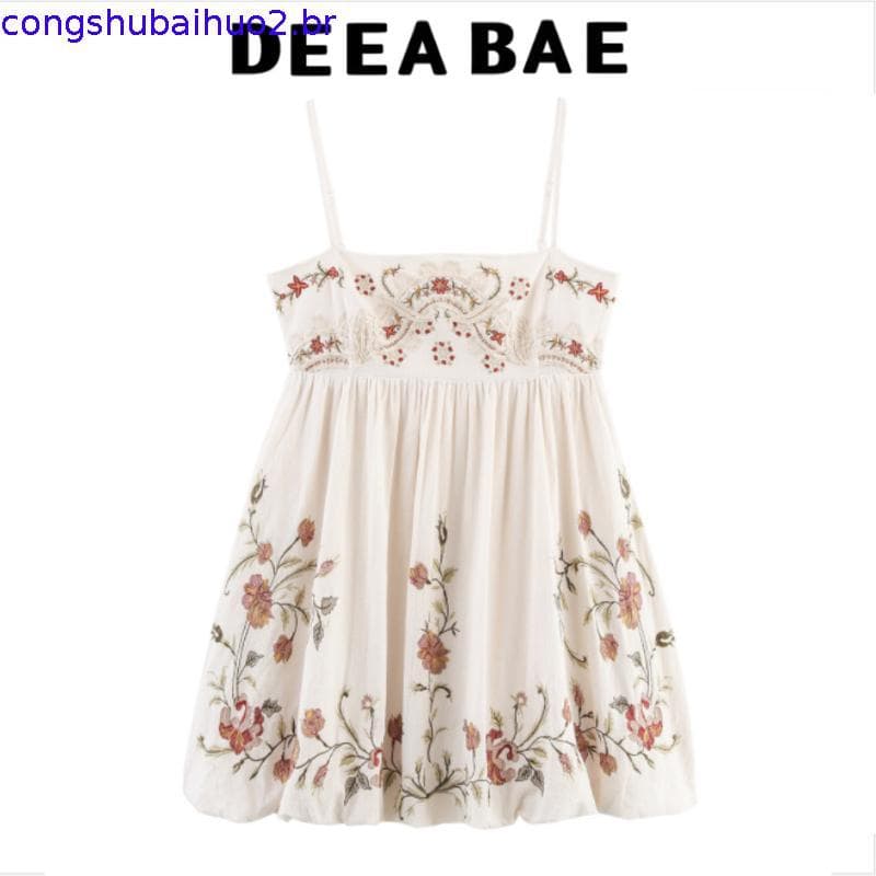 Novo vestido feminino casual de verão 2025, simples e confortável, em algodão francês com bordado de botões e alças.