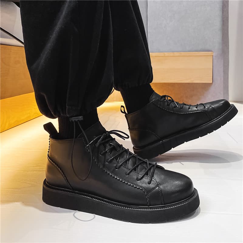 Sapatos masculinos de verão Martin botas de couro genuíno respirável preto estilo britânico motocicleta ferramentas na m