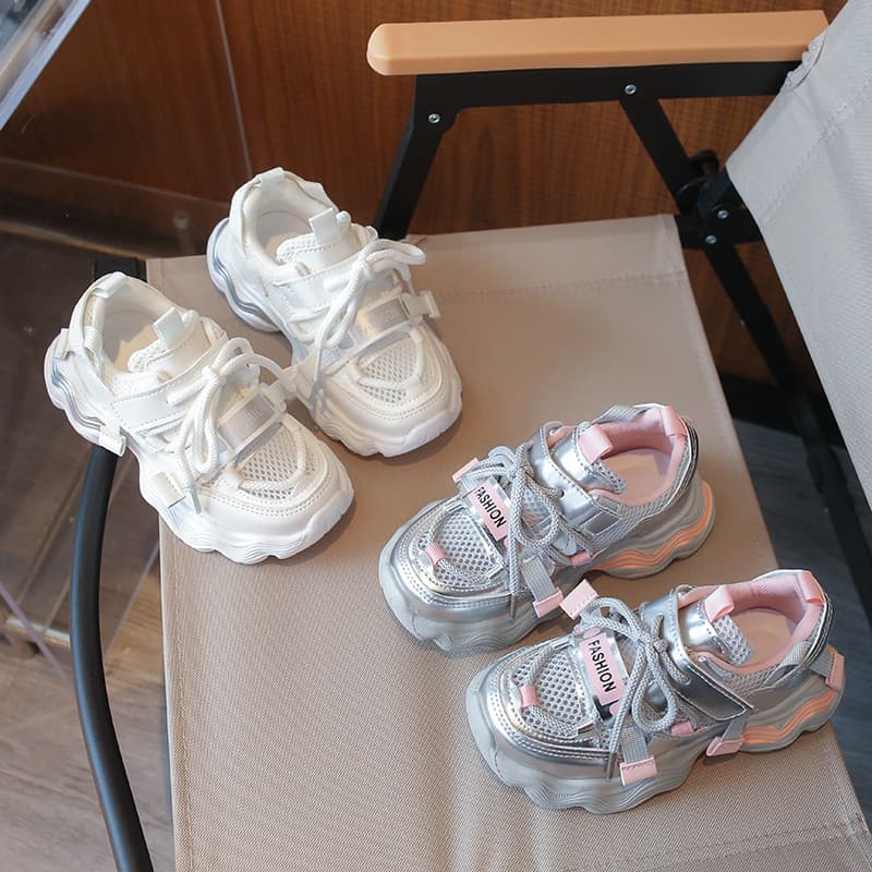 2026 novo estilo meninas primavera verão estilo fino malha única respirável pai sapatos tênis
