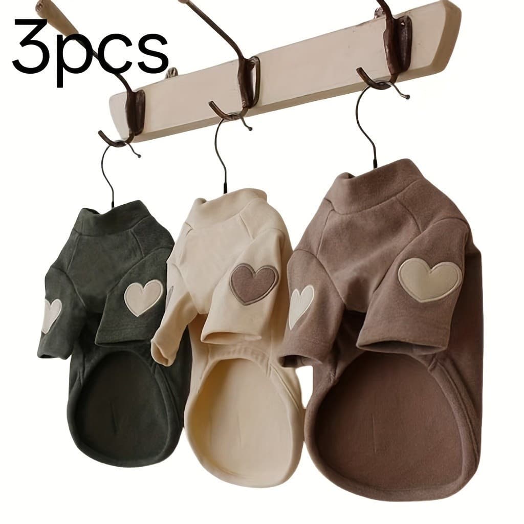 Três Peças de Roupa para Animais de Estimação para Primavera e Verão: uma Camada Interna de Fleece Leve em Forma de Cora