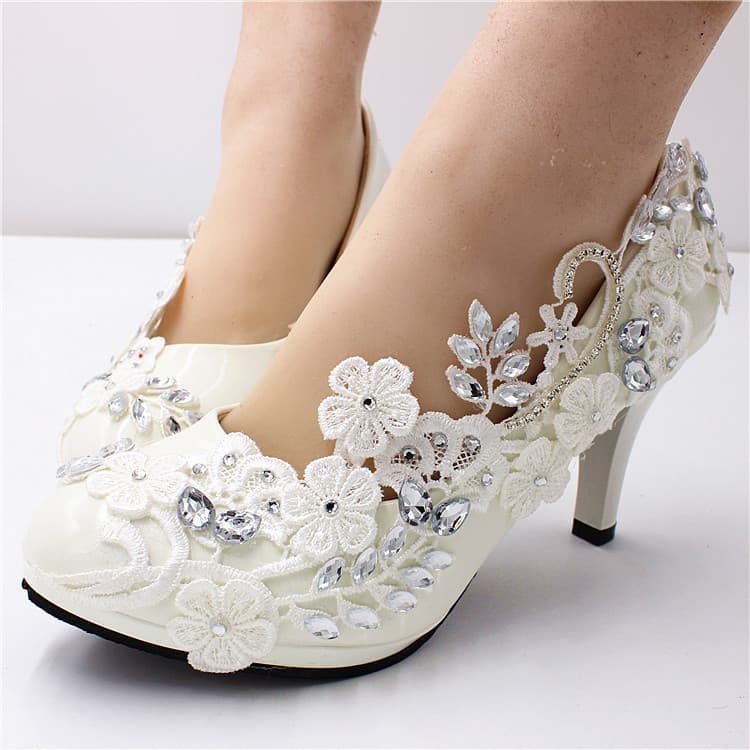 Novos Sapatos de Noiva Brancos 2026, Salto Alto, Elegantes e Luxuosos, Sandálias Femininas ZKCB