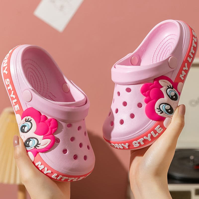 Sapatos infantis de alto valor, desodorante eva, antiderrapante, leve, sapatos de praia para crianças, desenhos animados