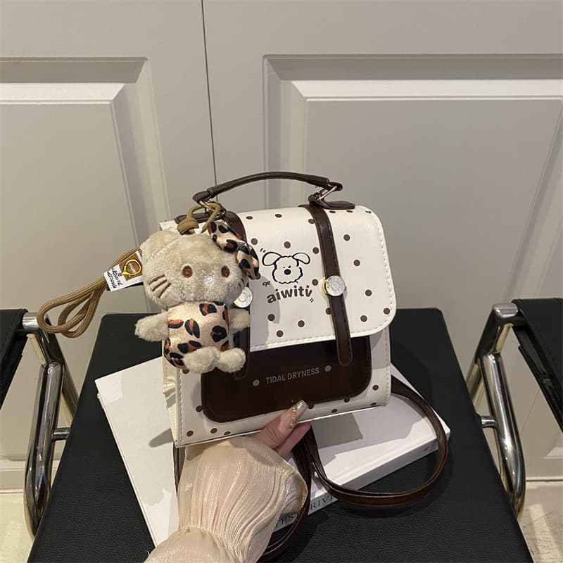 Mochila Feminina Casual Estilo Universitário de Alta Qualidade e Grande Capacidade, Nova Moda 2025, Retrô, Simples, Chiq