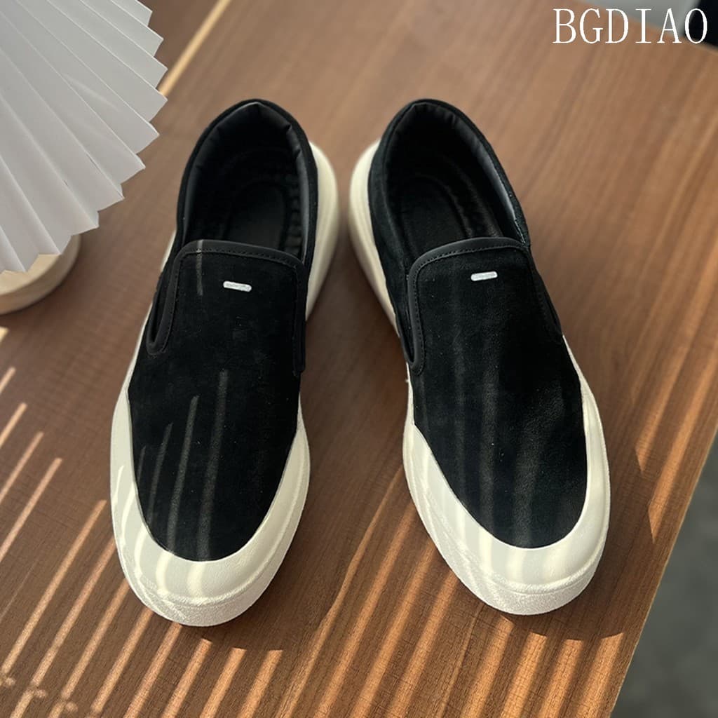 Capa de um Pedal mocassins preguiçosos All-Match sapatos masculinos confortáveis da moda 2025 sapatos masculinos de cour