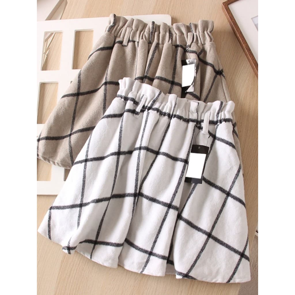 Estilo japonês Mori estilo estudante de lã xadrez A linha saia macia menina Retro plissado curto 2023 novo produto outon