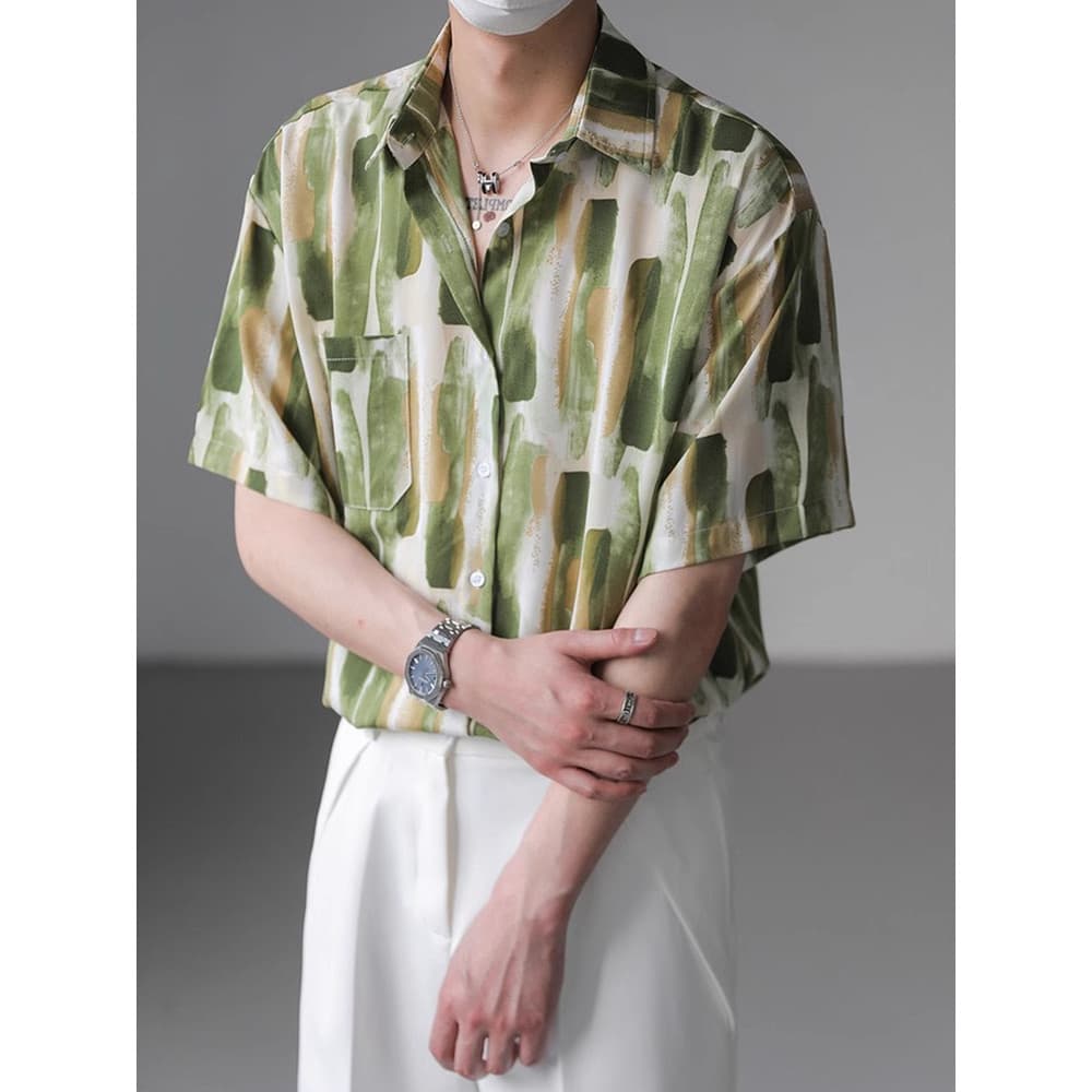 Verão estilo fino camisa de meia manga Design sentido não-ferro masculino High-End Drape meia manga Irregular curto