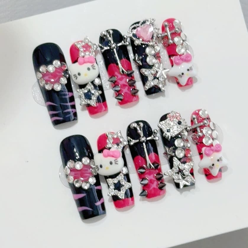 HelloKitty Y2K Squared Caixão Artesanal Imprensa Em Unhas Alt Doce Edgy Gyaru Cyber Postiças Reutilizáveis Escuro Bonito