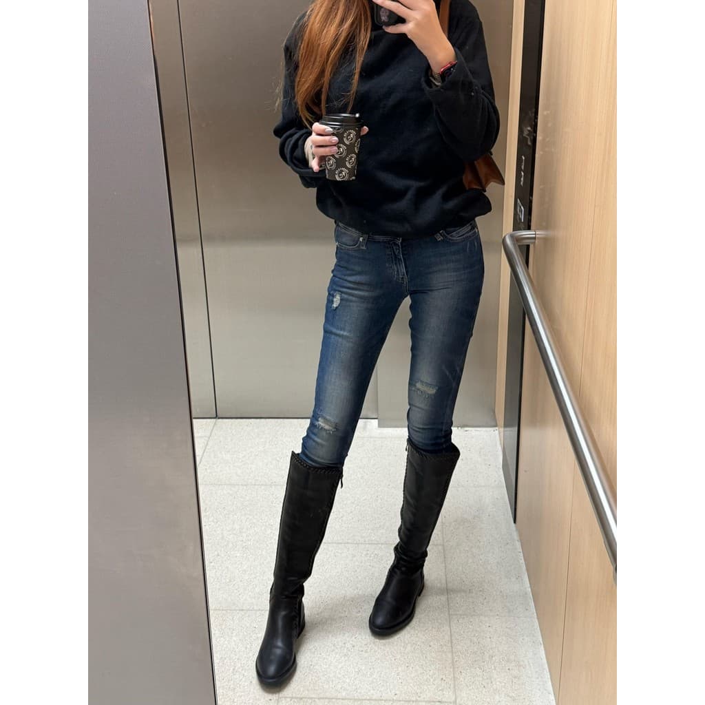Retro azul calças magras Jeans rasgados femininos 2025 outono novo estilo fino ajuste mais magro olhar pernas longas tor