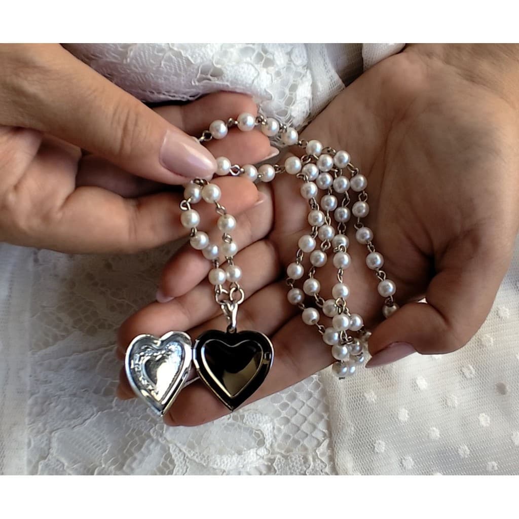 Relicário Coração Folheado Prata com Pérola para Buquê de Noiva Casamento Acessório Elegante Luxo Presente Romântico