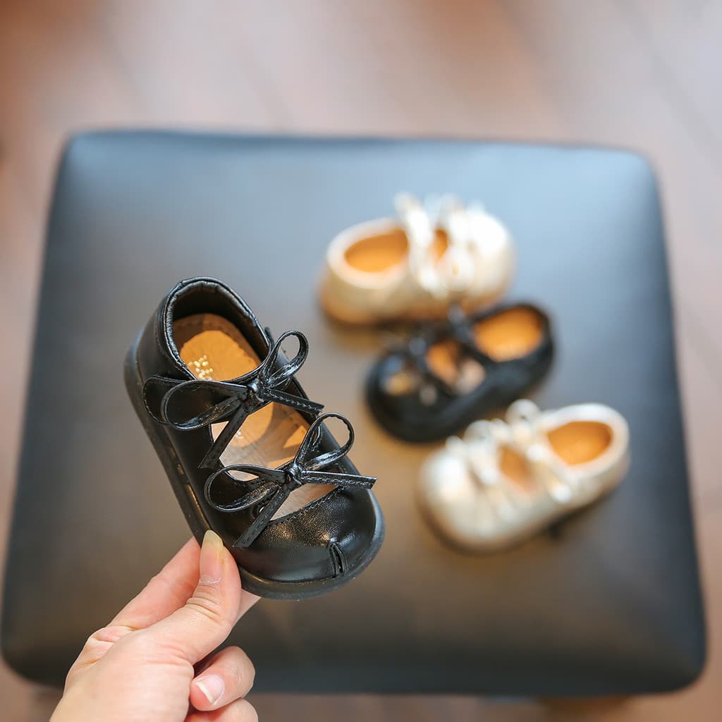 1-3 anos de idade da criança pequenos sapatos de couro verão bebê menina sapatos de sola macia do bebê da criança sapato