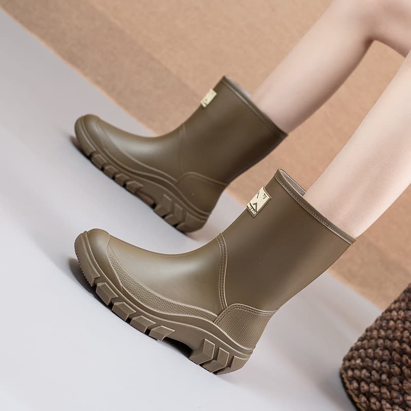 Verão antiderrapante botas de chuva de sola grossa feminino 2026 novo estilo Mid-Tube moda exterior Wear manga cozinha b