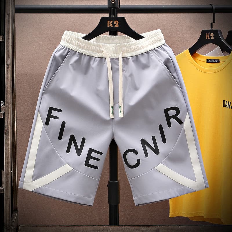 Shorts de seda gelo masculino verão estilo fino Street wear solto exterior wear secagem rápida praia Casual calças média